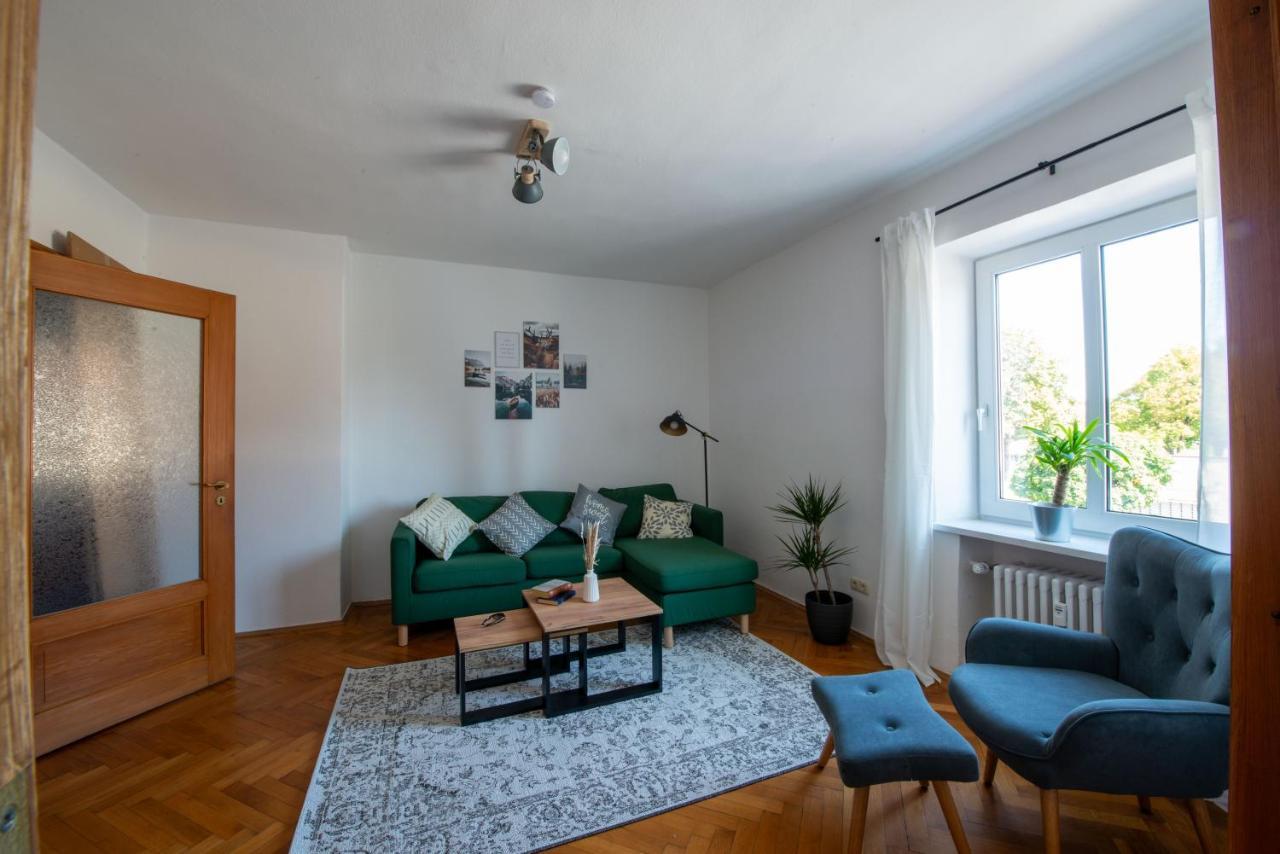 Bessa Homes 6 Personen 2 Schlafzimmer, 3 King Size, Betten, Balkon, Kueche Haag in Oberbayern Eksteriør billede
